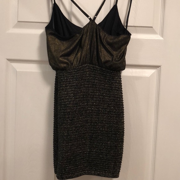 Black and Gold Sparkle Dress - Picture 2 of 4